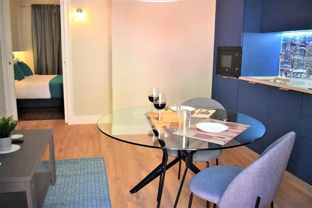 Apartamentos Colmeia Lisbon 0*,
